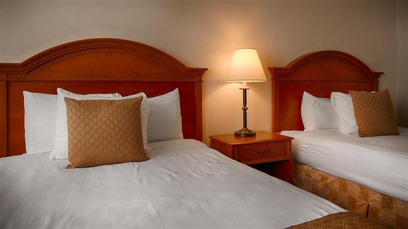 The Inn At Cobleskill Exterior photo