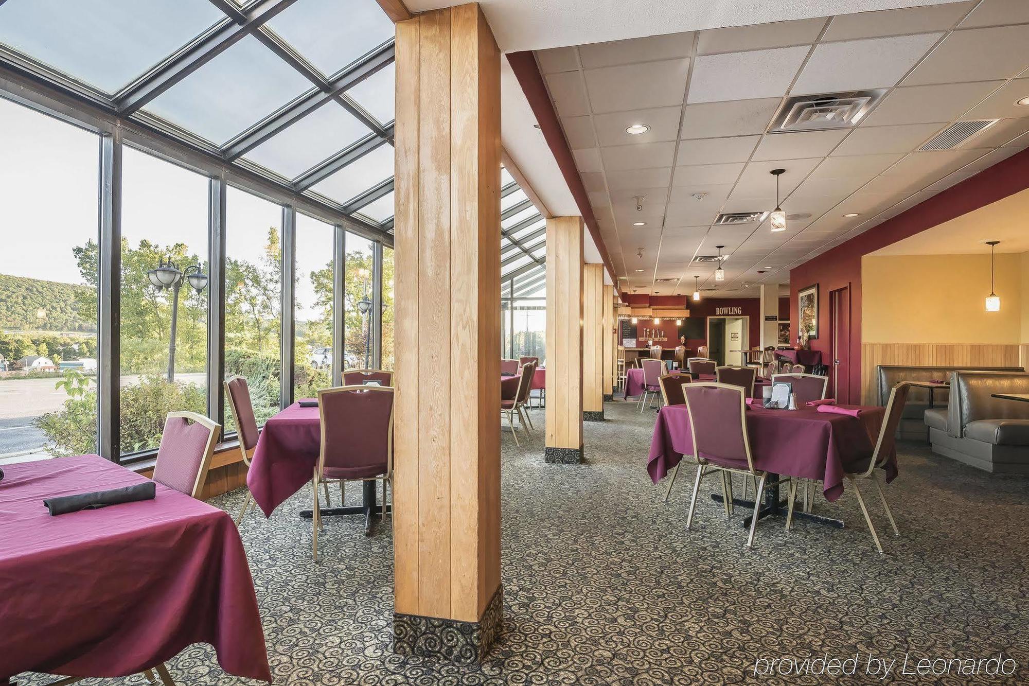 The Inn At Cobleskill Exterior photo